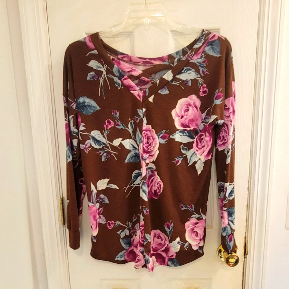 Sew In Love NWOT Rose Floral Print Long Sleeve Top S - Picture 6 of 10